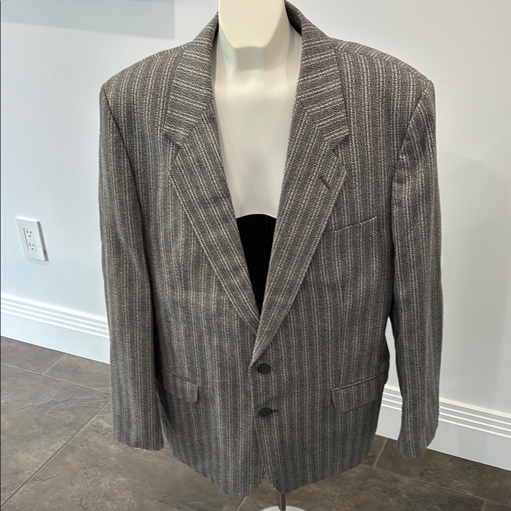 Men's Gray Striped Blazer
